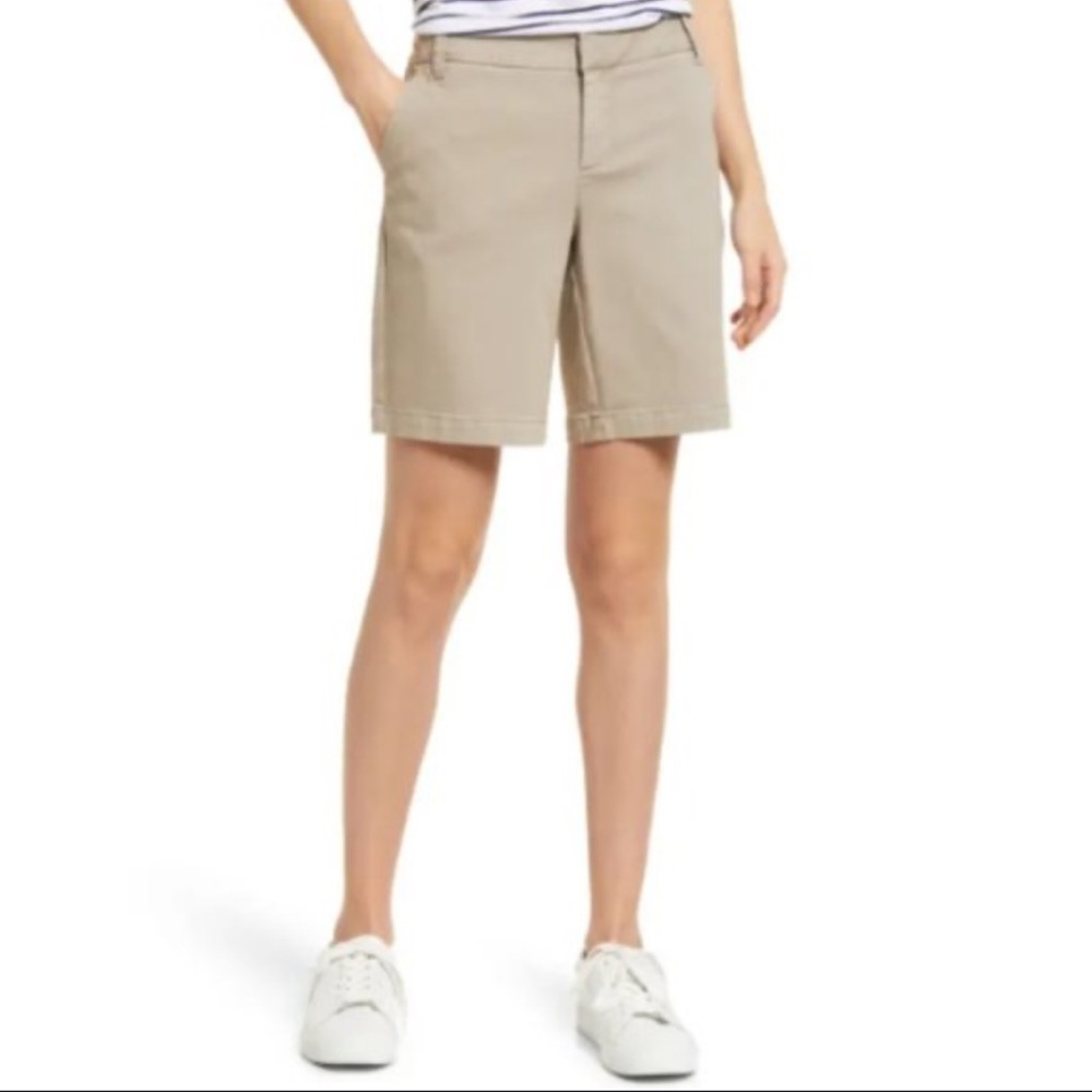 Caslon tan khaki stretch cotton casual Bermuda shorts size 6